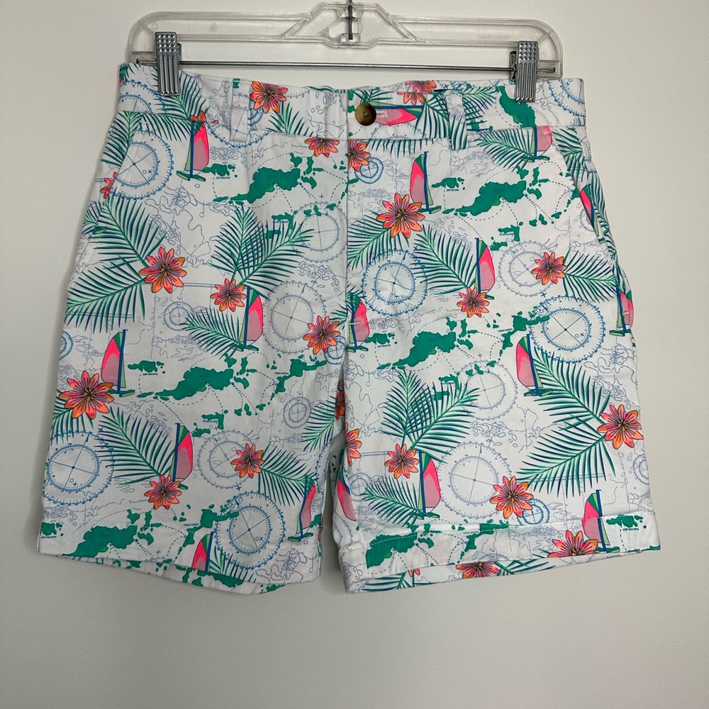 Vineyard Vines shorts